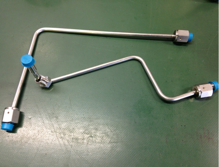 真空VCRガス配管